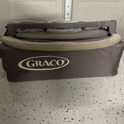 Graco Pack And Play With Changing Table