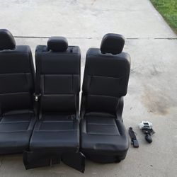 FORD EXPLORER SEATS AND BUCKLES