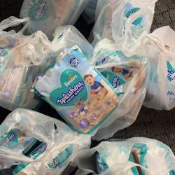 Pampers Swim diapers