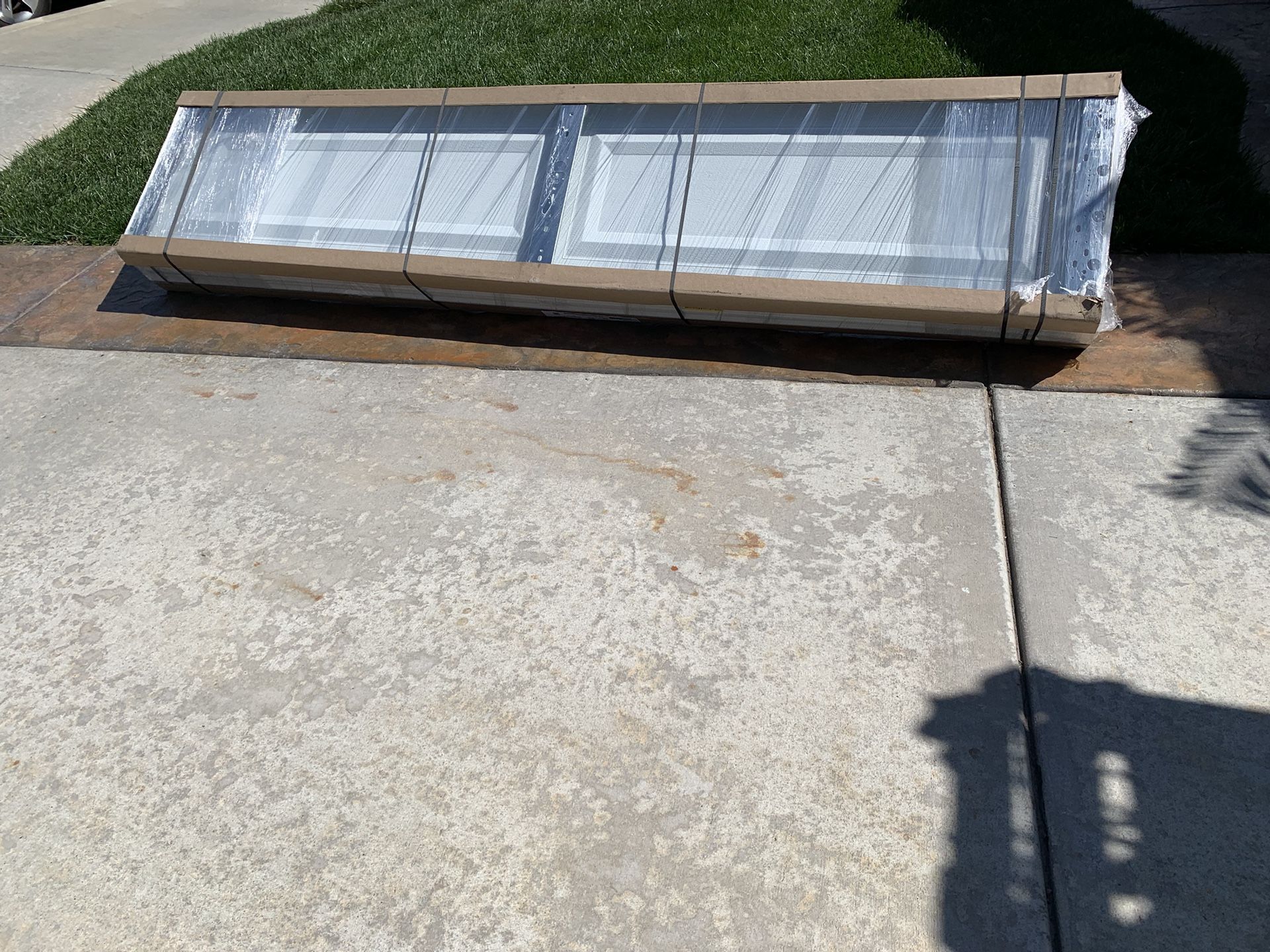 Single Car Garage Door 8x7 Including Hardware