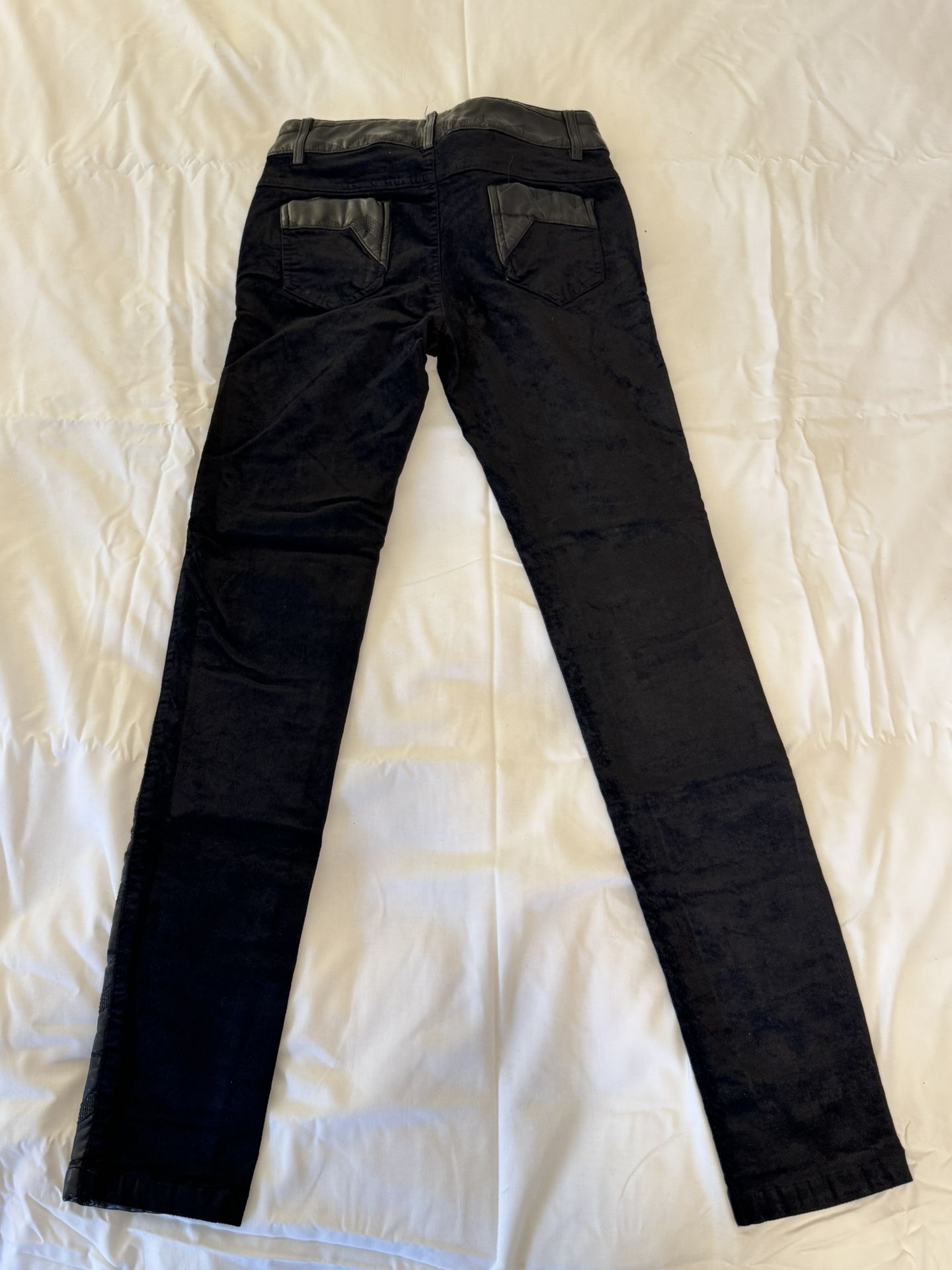 Women’s pants Or Shorts