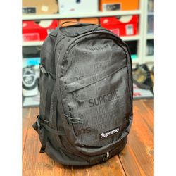 SS19 Black Supreme backpack *great condition*