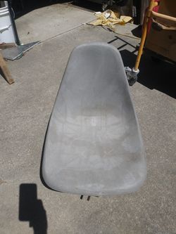 Clamp-on boat seat