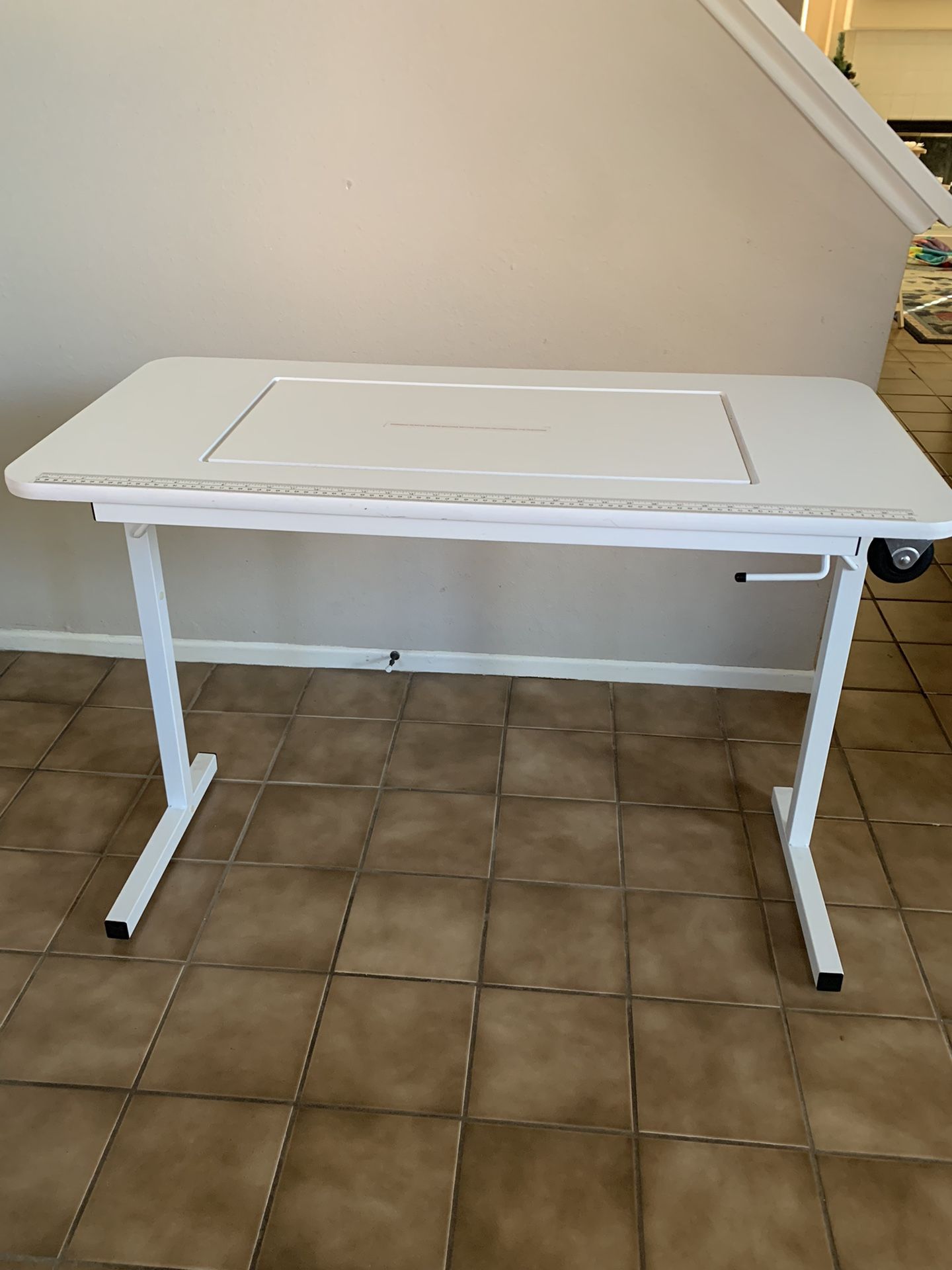 Arrow Gidget II Sewing And Craft Table for Sale in Lancaster, CA OfferUp