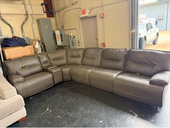 Leather reclainer sectional