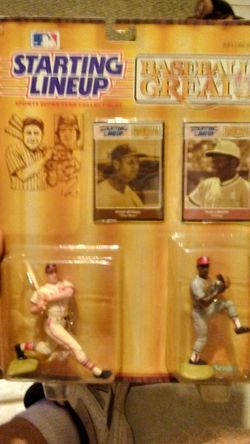 Starting Lineup Cards and Player Collectible.