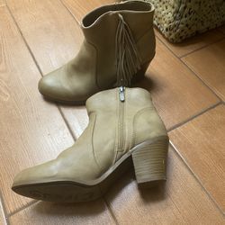 Circus by Sam Edelman Tan Leather Booties w Fringe 