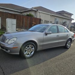 2003 Mercedes-Benz E-Class