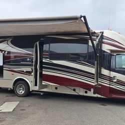 2013 Coachman  Concord  300DS  Class C 