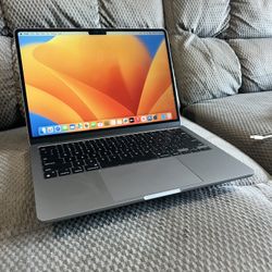 MacBook Air M2, 2022