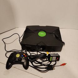 Microsoft Xbox Original Console  w/ AV and Power Cable 