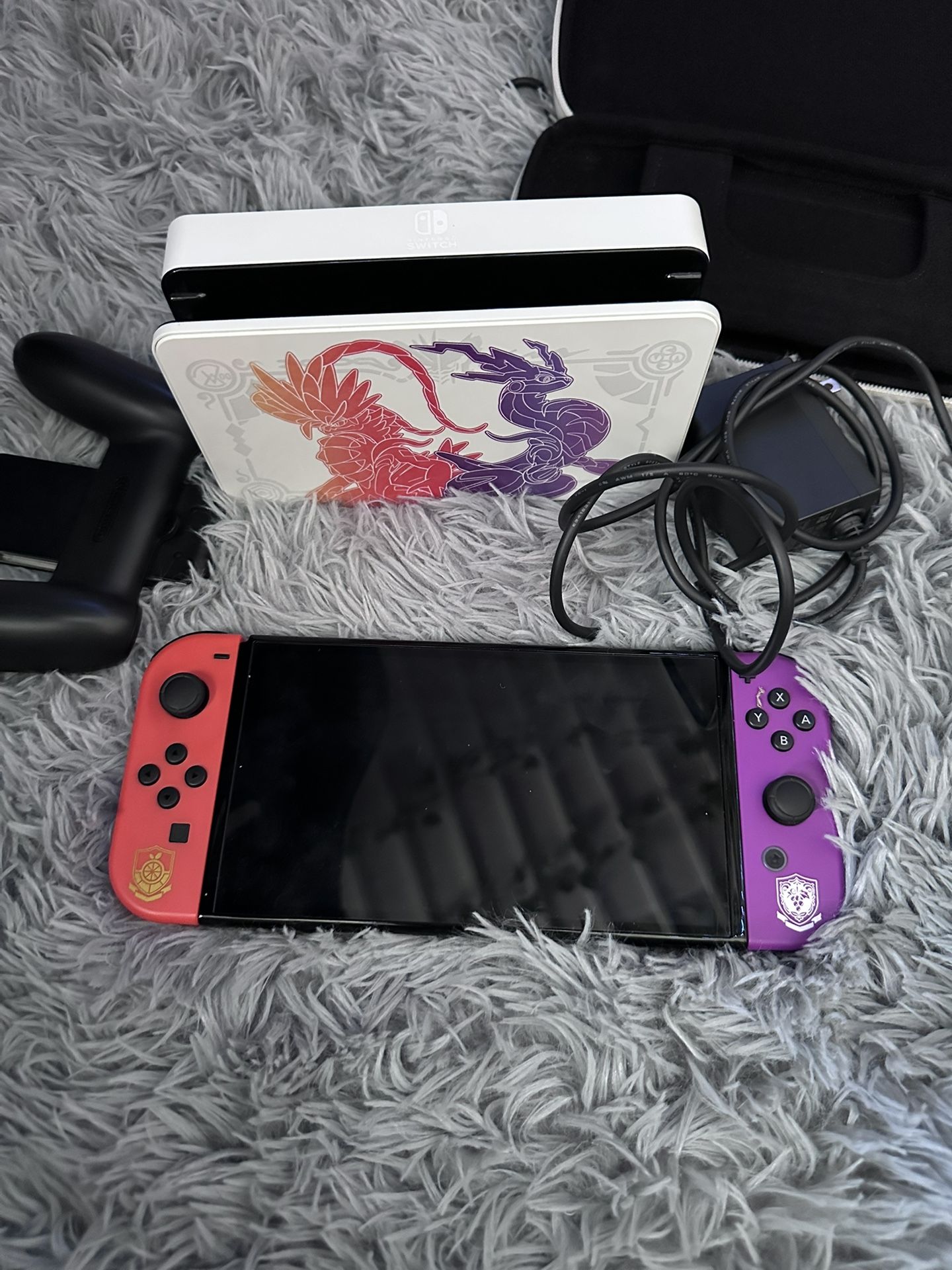 Nintendo Switch OLED Pokémon Scarlet & Violet Edition – Excellent Condition!