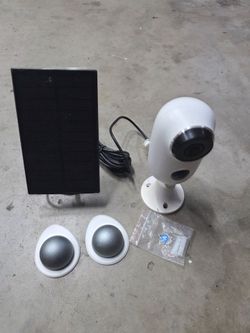 Wireless camera + solar panel