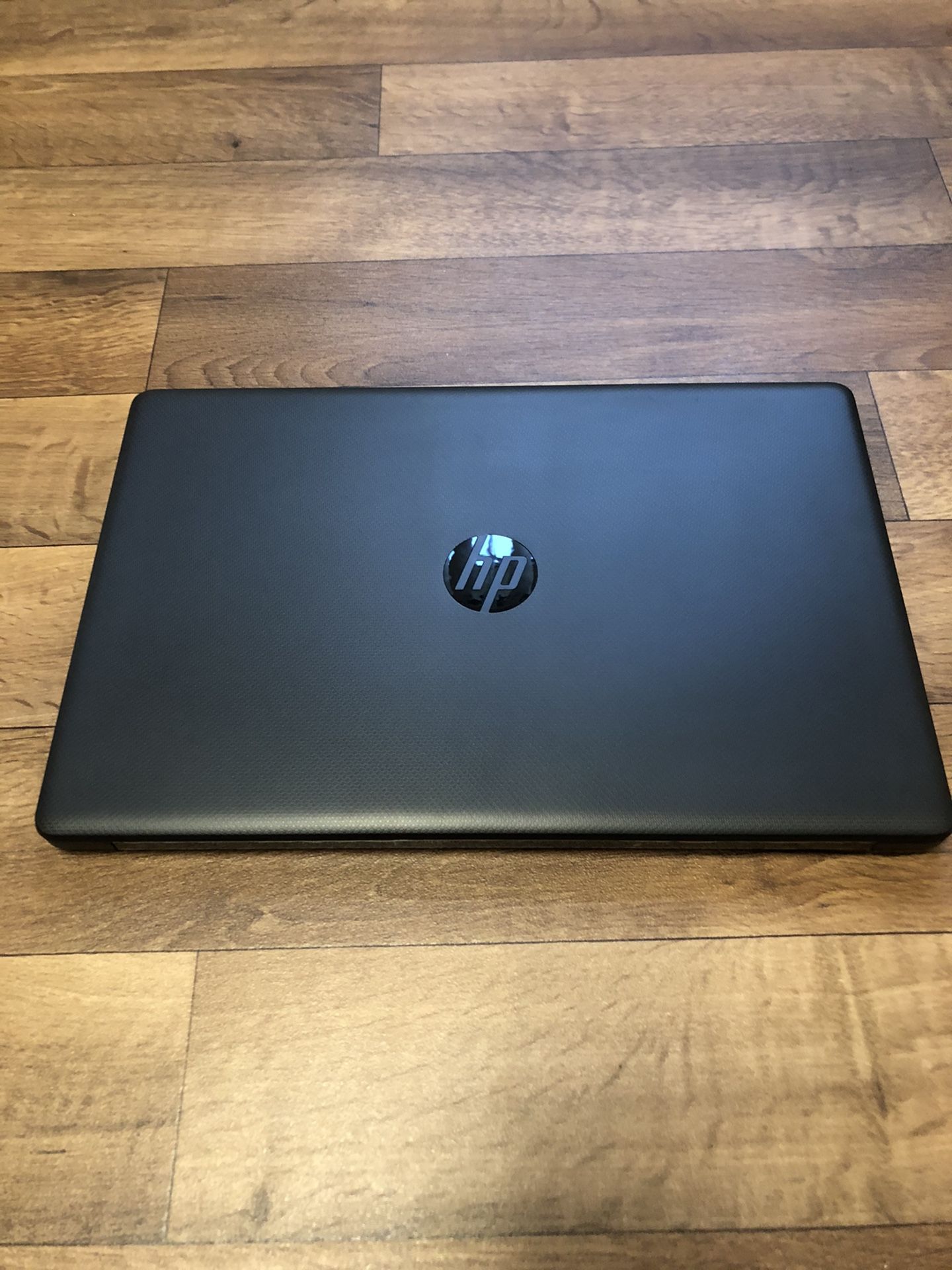 17” HP Laptop *Brand New*