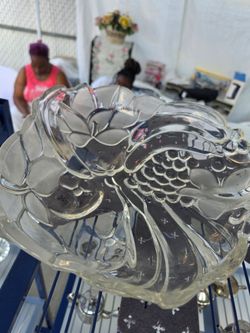 Clear Glass Decorative Serving Bowl