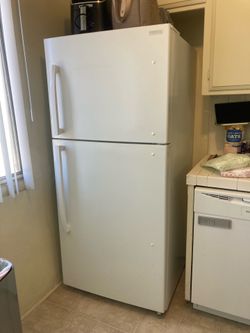Insignia 18 Cu. Ft. Top-Freezer Refrigerator – White – $200 OBO