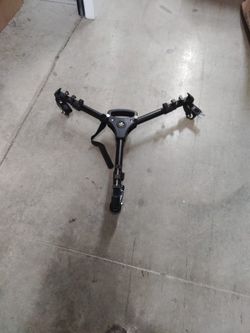 tripod dolly wheels
