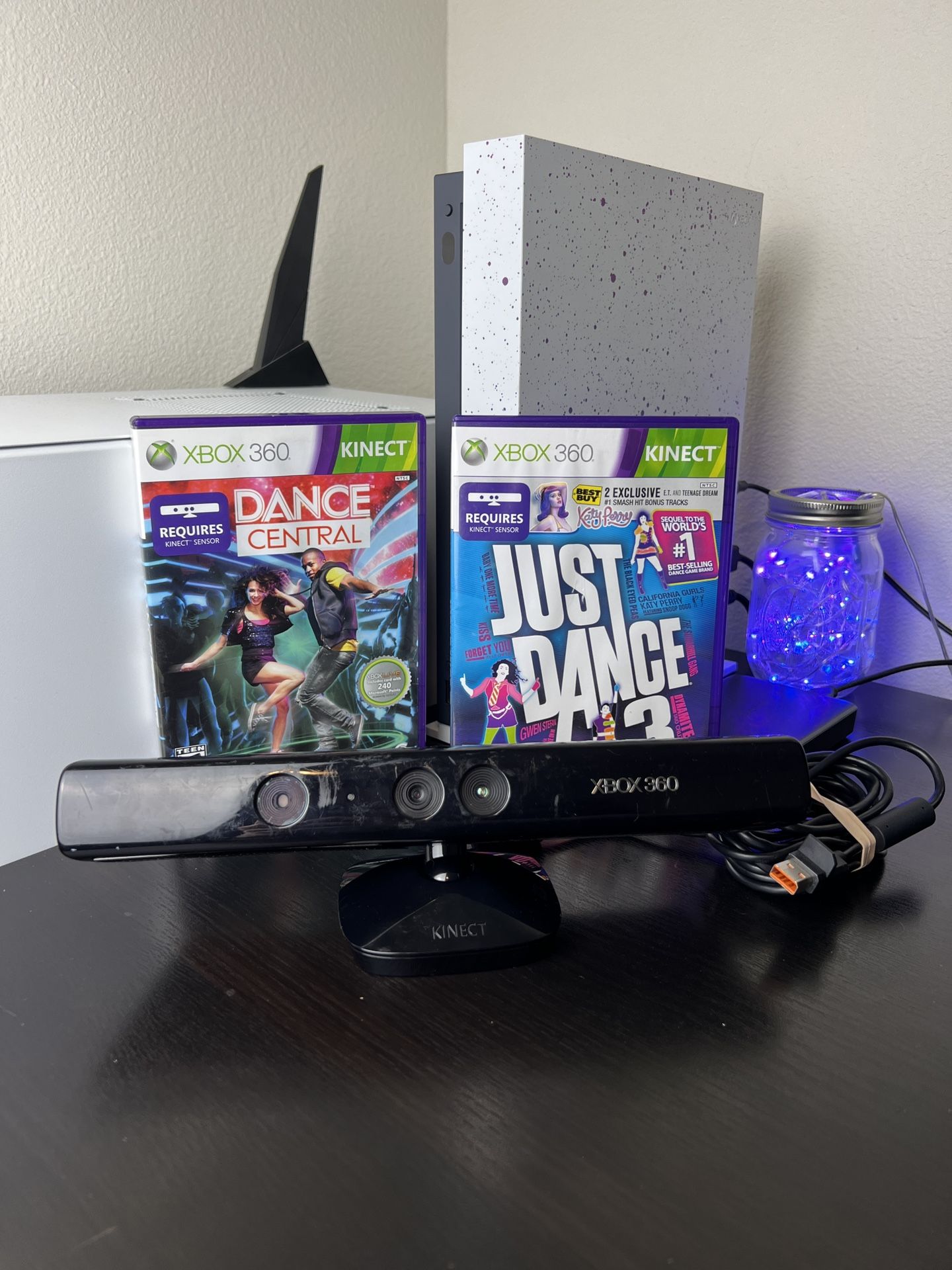 Microsoft Xbox 360 Kinect Bundle