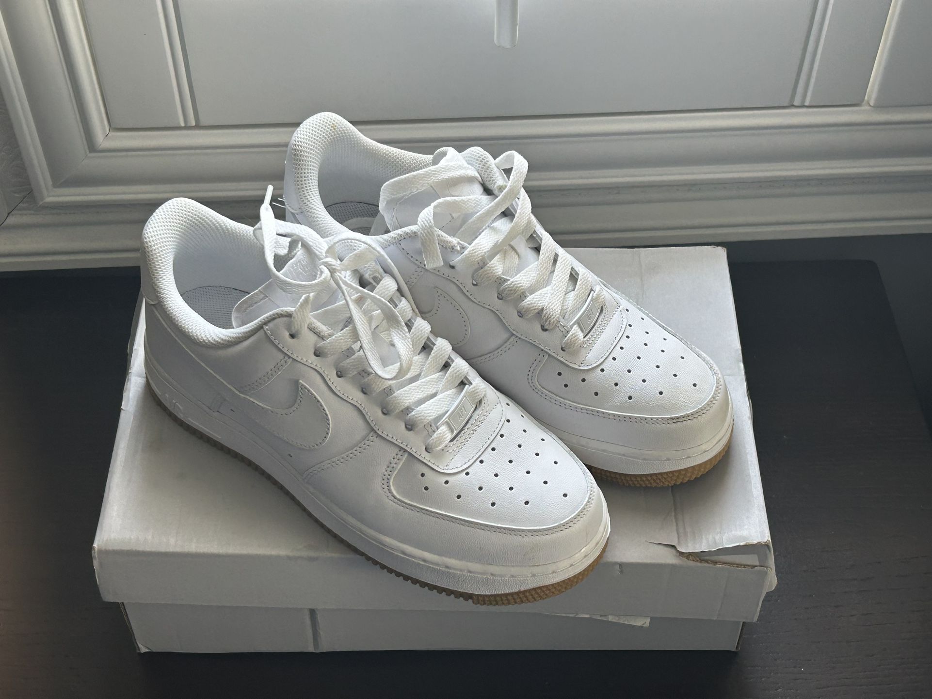 Air Force 01 ‘07 Size 6Y / 7.5 Women’s 