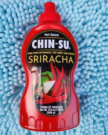 Chin-su Vietnamese Sriracha Chili Sauce 17.6oz