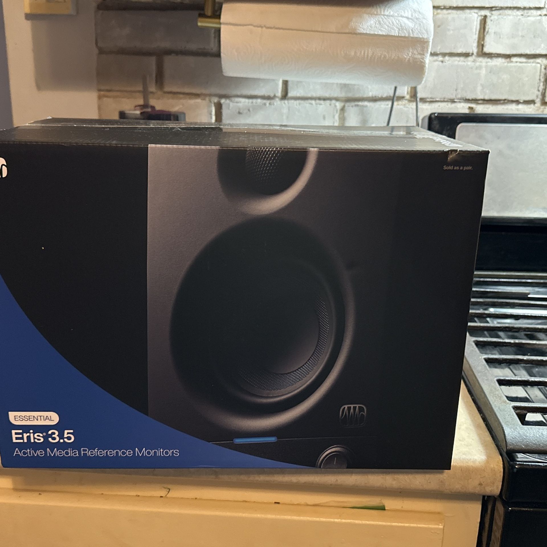 Active Media Reference Monitors For Recording 