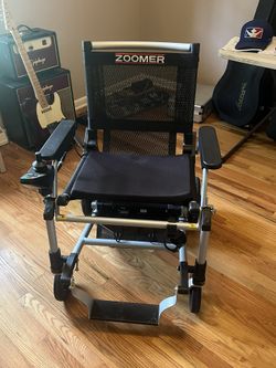 Zoomer ZM11 Electric Wheelchair