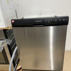 Frigidaire Dishwasher 