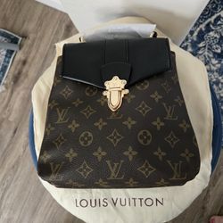 Brand New Loius Vuitton 