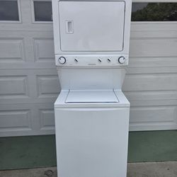 Frigidaire washer and gas dryer