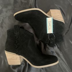 Tom’s womens black suede boots size 10