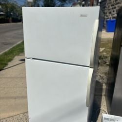 White Top Freezer Refrigerator