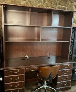 Desk with Hutch