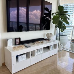High Quality White TV Stand With Drawers