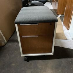 Mobile Cabinet