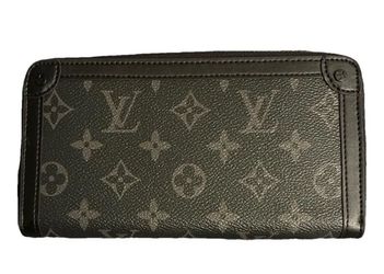 Louis Vuitton Zippy Wallet