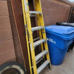 Husky 6 Ft Fiberglass Ladder Buy Or Rent