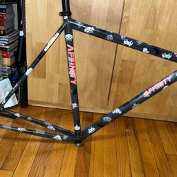 Affinity Low Pro Frameset 