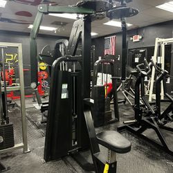 Peck Deck/Rear Delt Fly Machine