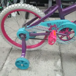 Used Huffy Rallye Sweet Dreams 18" Girls Bike w/ Training Wheels