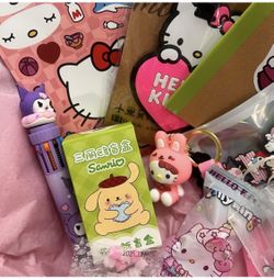 New Sanrio Hello Kitty Bundle In Gift Box 