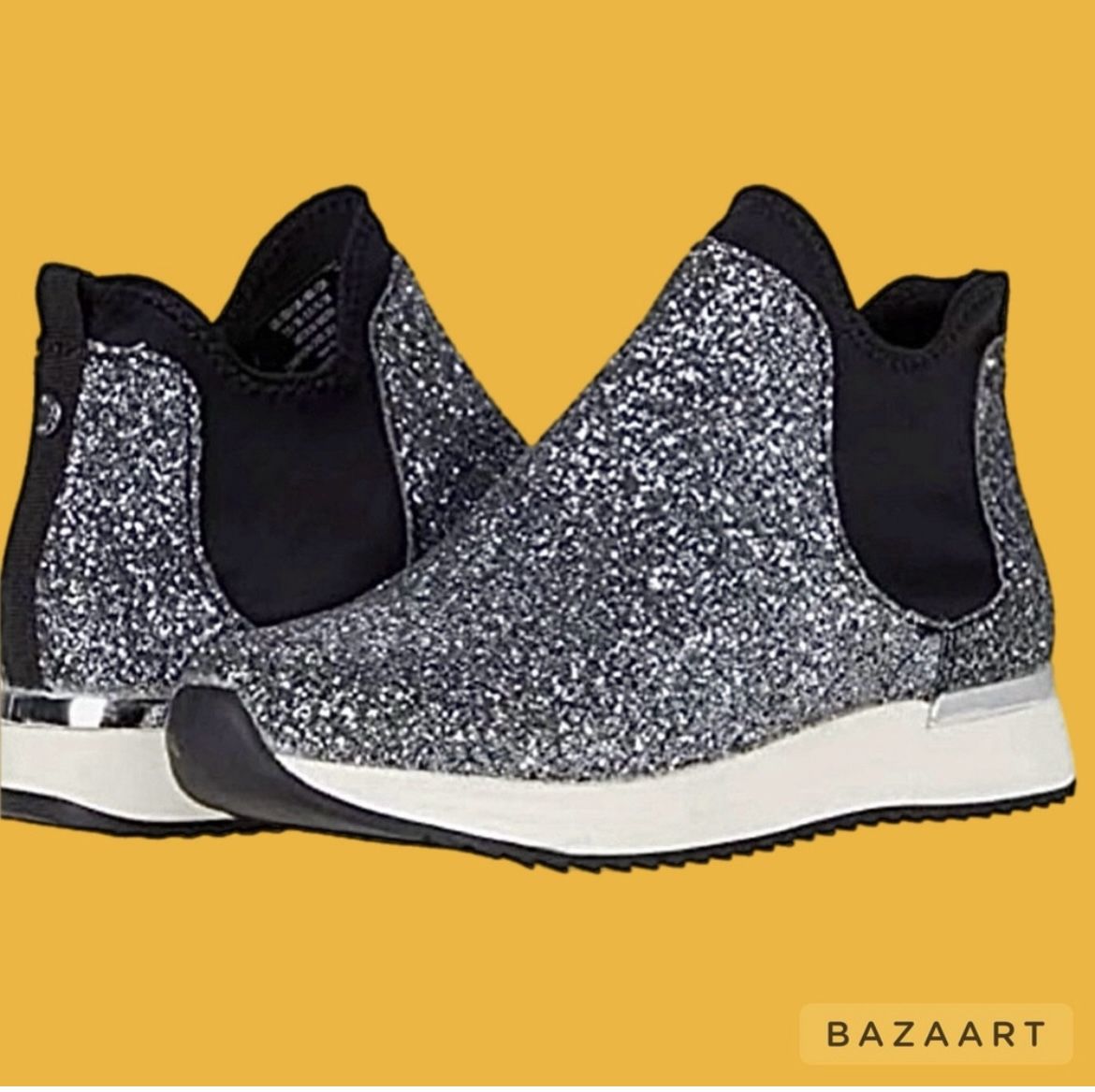 New SZ 8.5 KENNETH COLE REACTION Sneakers Womens Slip On black w/ silver glitter
