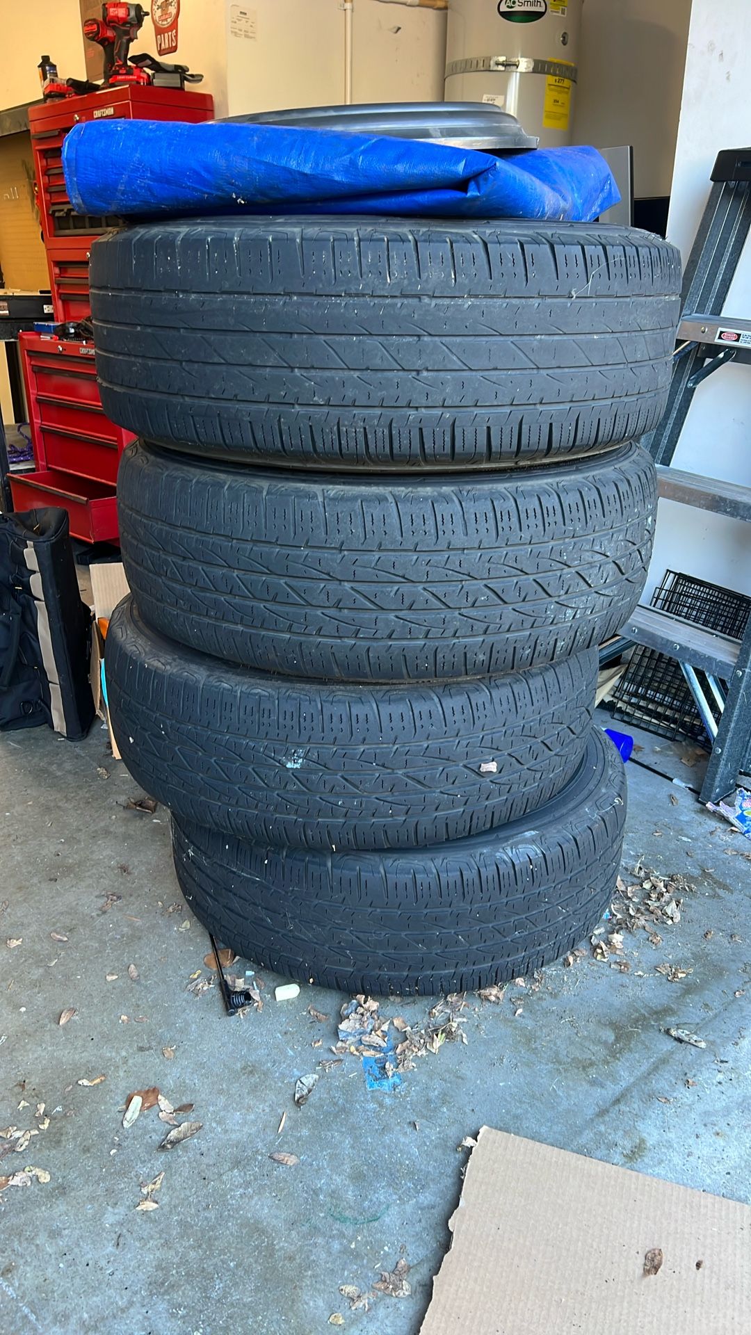 4 Firestone P265/70R17 Tires