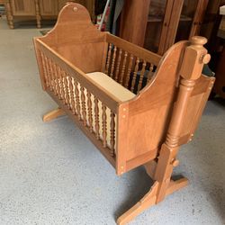 Baby Bassinet Wood 