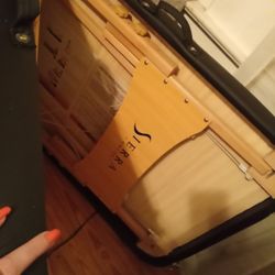 Massage Table 
