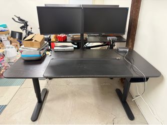 Desk and monitors