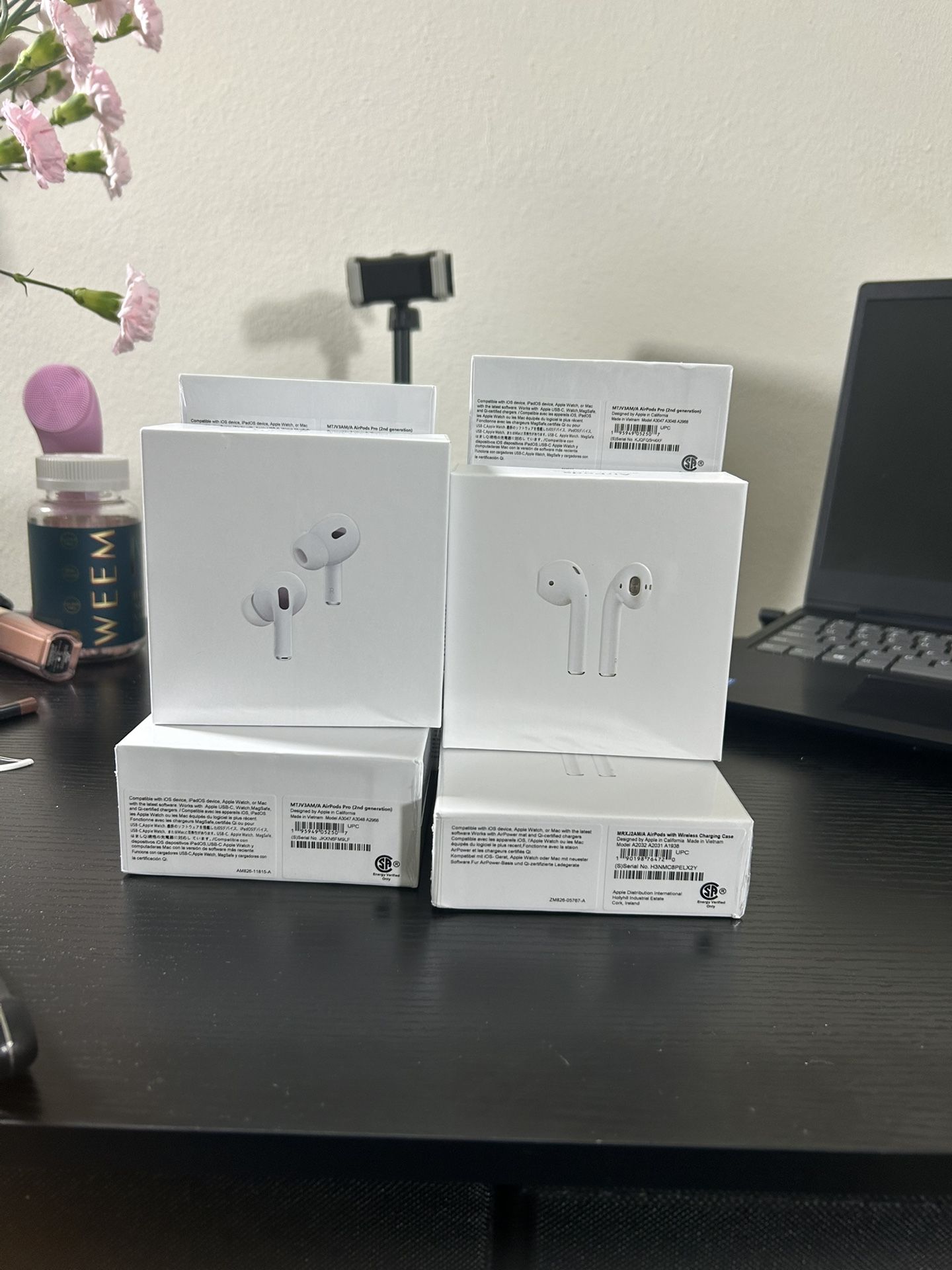 airpods airpods airpods!