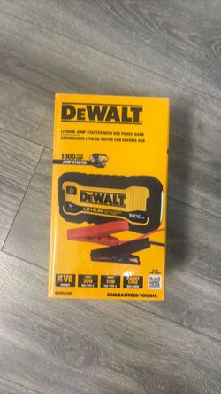 DeWalt 1800A Lithium Jump Starter with USB Power Bank