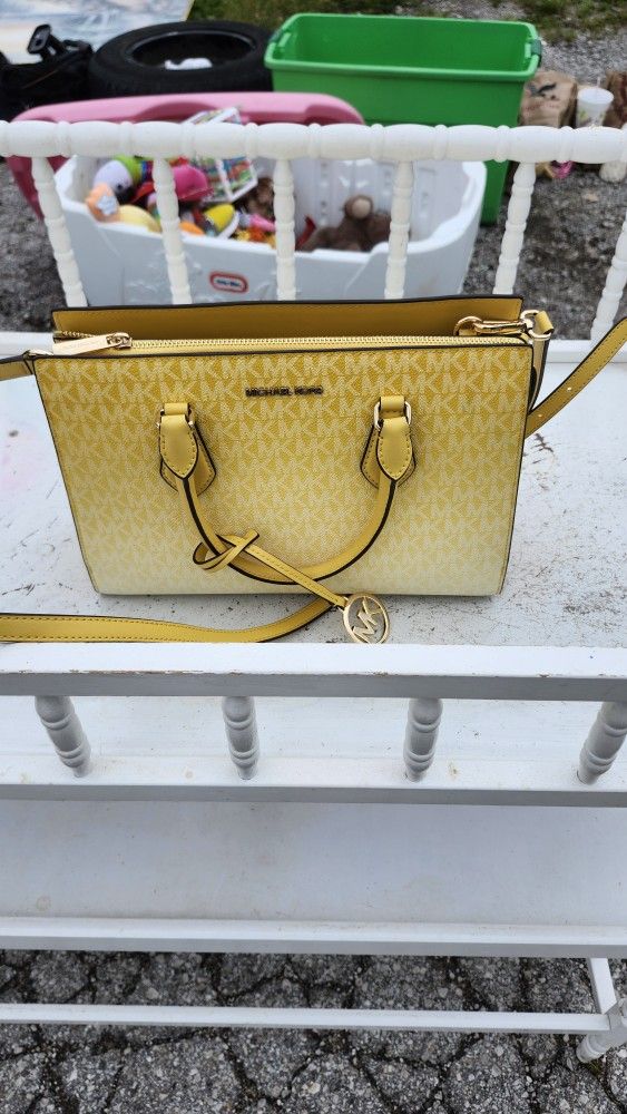 Michael Kors Purse & Matching Wallet 