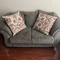 Couch $20