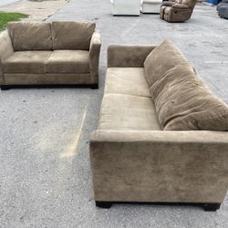 Brown Couch & Loveseat! Delivery Available!